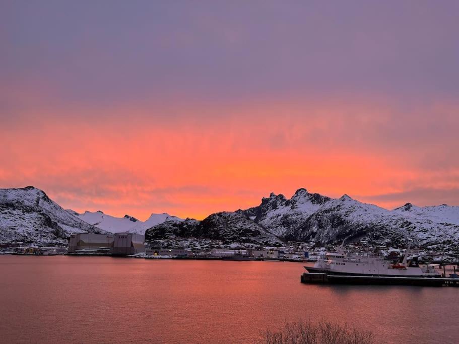 Sentrumsnaer Leilighet Med Utsikt Svolvær Dış mekan fotoğraf